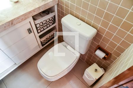 Apartamento à venda com 238m², 3 quartos e 2 vagas Apartamento à venda com 238m², 3 quartos e 2 vagasLavabo