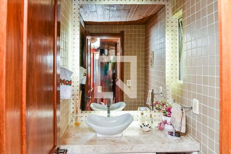 Apartamento à venda com 238m², 3 quartos e 2 vagas Apartamento à venda com 238m², 3 quartos e 2 vagasLavabo