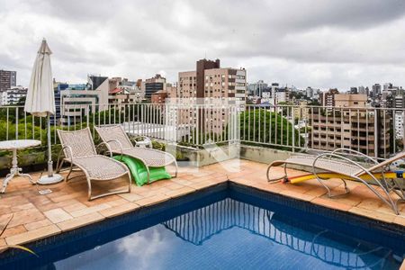 Apartamento à venda com 238m², 3 quartos e 2 vagas Apartamento à venda com 238m², 3 quartos e 2 vagasCobertura/Piscina
