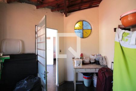 Casa à venda com 280m², 4 quartos e 5 vagasEscritório