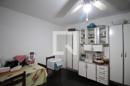 Casa à venda com 280m², 4 quartos e 5 vagasCozinha