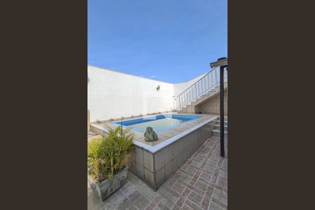 Casa à venda com 70m², 3 quartos e 1 vagaPiscina