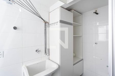 Apartamento à venda com 117m², 4 quartos e 2 vagas Apartamento à venda com 117m², 4 quartos e 2 vagasÁrea de serviço