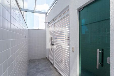 Apartamento à venda com 117m², 4 quartos e 2 vagas Apartamento à venda com 117m², 4 quartos e 2 vagasEntrada
