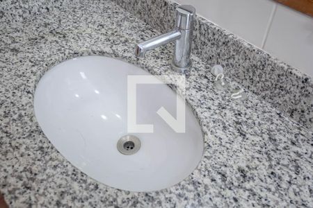 Apartamento à venda com 117m², 4 quartos e 2 vagas Apartamento à venda com 117m², 4 quartos e 2 vagasBanheiro da suíte