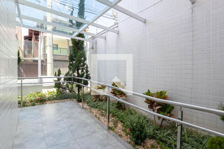 Apartamento à venda com 117m², 4 quartos e 2 vagas Apartamento à venda com 117m², 4 quartos e 2 vagasEntrada