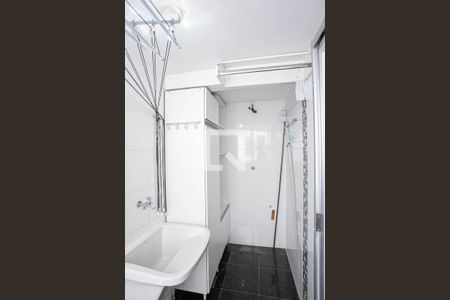 Apartamento à venda com 117m², 4 quartos e 2 vagas Apartamento à venda com 117m², 4 quartos e 2 vagasÁrea de serviço