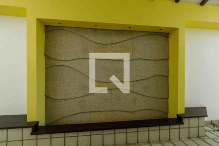 Casa de condomínio à venda com 900m², 6 quartos e 3 vagasQuintal