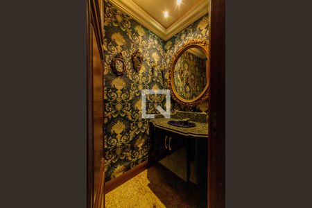 Casa de condomínio à venda com 900m², 6 quartos e 3 vagasLavabo