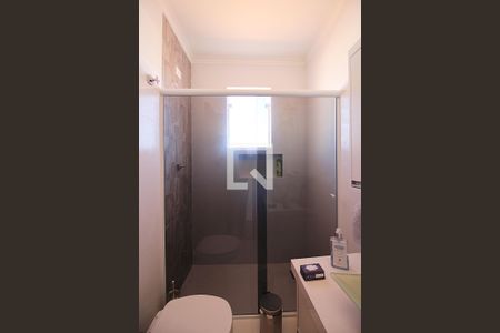 Casa à venda com 250m², 3 quartos e 2 vagasSuíte 3 Banheiro 