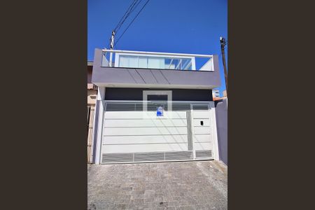 Casa à venda com 250m², 3 quartos e 2 vagasFachada