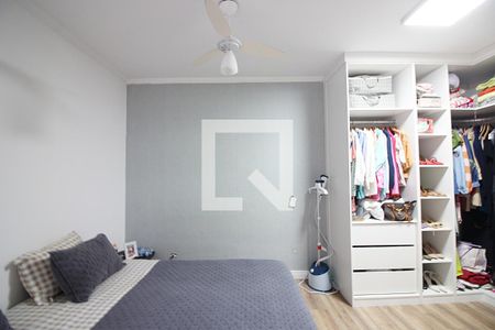 Casa à venda com 250m², 3 quartos e 2 vagasSuíte 1