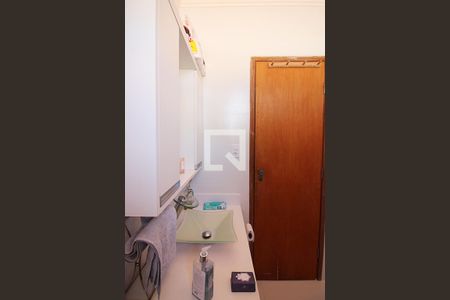 Casa à venda com 250m², 3 quartos e 2 vagasSuíte 3 Banheiro 