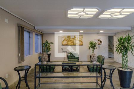 Apartamento para alugar com 80m², 4 quartos e 1 vagaHall social