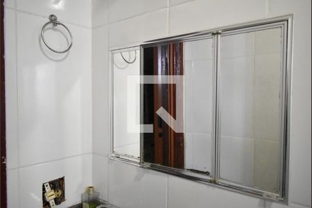 Apartamento para alugar com 60m², 2 quartos e 1 vagaBanheiro - Armário e Espelho