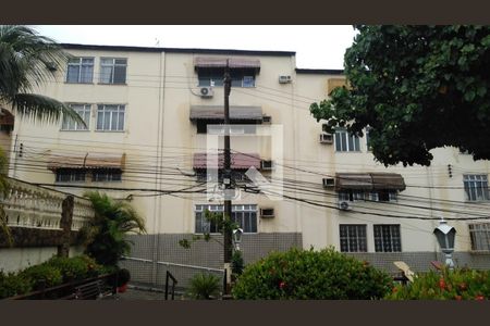 Apartamento para alugar com 60m², 2 quartos e 1 vaga Apartamento para alugar com 60m², 2 quartos e 1 vagaFachada do bloco