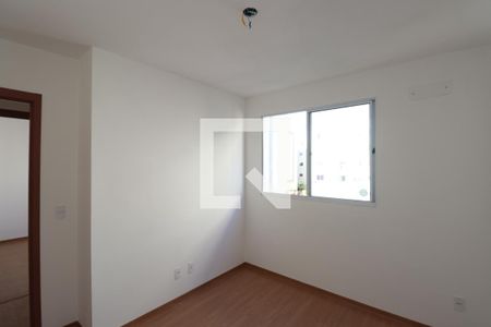 Quarto 2 de apartamento para alugar com 2 quartos, 44m² em Vila Lage, São Gonçalo