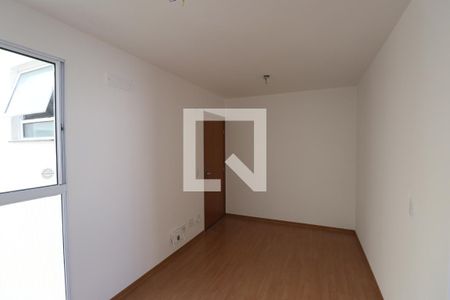 Sala de apartamento para alugar com 2 quartos, 44m² em Vila Lage, São Gonçalo