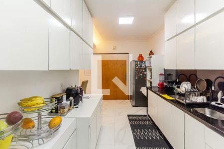 Casa para alugar com 200m², 3 quartos e 2 vagas Casa para alugar com 200m², 3 quartos e 2 vagasCozinha