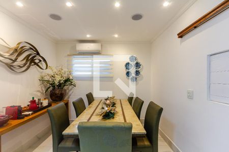 Casa para alugar com 200m², 3 quartos e 2 vagas Casa para alugar com 200m², 3 quartos e 2 vagasCozinha