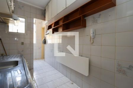 Apartamento à venda com 81m², 2 quartos e 1 vagaCozinha