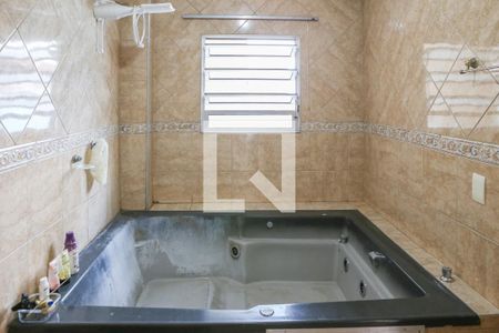 Casa à venda com 150m², 8 quartos e 2 vagasBanheiro da Suíte 2