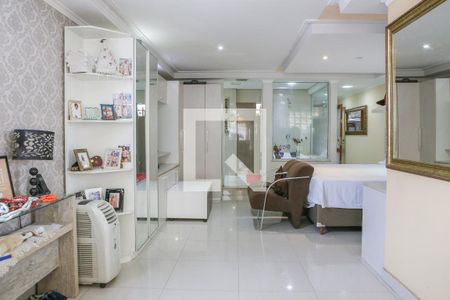 Casa à venda com 150m², 8 quartos e 2 vagasSuíte 1