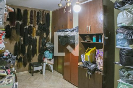 Casa à venda com 150m², 8 quartos e 2 vagasEscritório