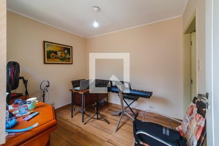 Casa à venda com 325m², 4 quartos e 6 vagas Casa à venda com 325m², 4 quartos e 6 vagasSala Serviço