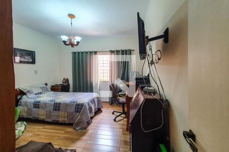 Casa à venda com 325m², 4 quartos e 6 vagas Casa à venda com 325m², 4 quartos e 6 vagasquarto 3