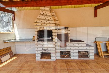 Casa à venda com 325m², 4 quartos e 6 vagas Casa à venda com 325m², 4 quartos e 6 vagasChurrasqueira