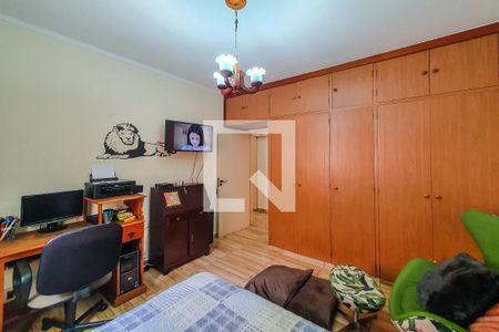 Casa à venda com 325m², 4 quartos e 6 vagas Casa à venda com 325m², 4 quartos e 6 vagasquarto 3