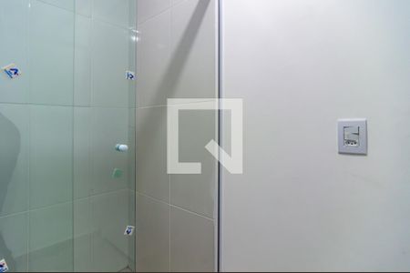 Apartamento para alugar com 59m², 2 quartos e 1 vaga Apartamento para alugar com 59m², 2 quartos e 1 vagaBanheiro