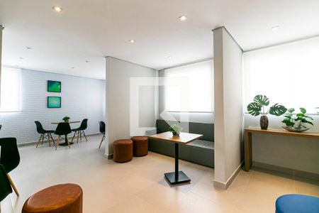 Apartamento à venda com 38m², 2 quartos e sem vagaÁrea comum - Salão de festas