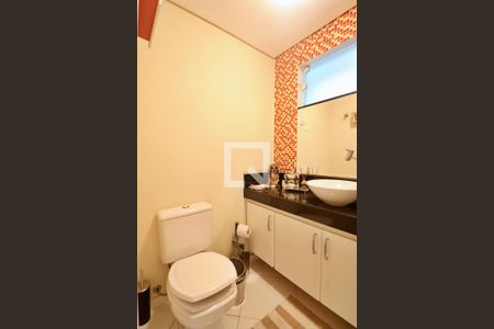 Casa à venda com 198m², 3 quartos e 4 vagasLavabo