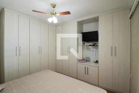 Casa à venda com 140m², 3 quartos e 2 vagasSuíte