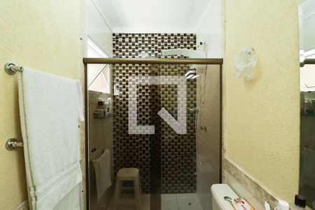 Casa à venda com 140m², 3 quartos e 2 vagasBanheiro da Suíte