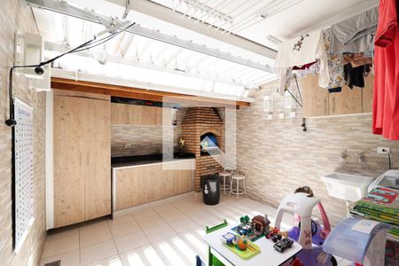 Casa à venda com 140m², 3 quartos e 2 vagasChurrasqueira e Área de Serviço