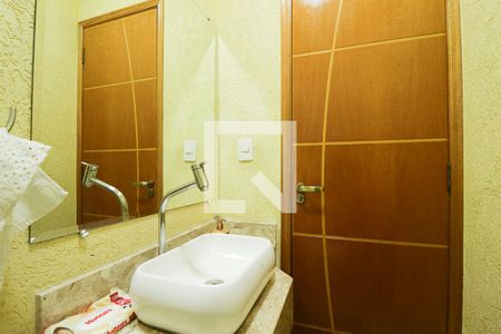 Casa à venda com 140m², 3 quartos e 2 vagasLavabo