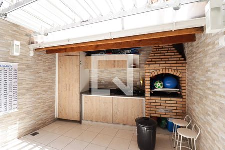 Casa à venda com 140m², 3 quartos e 2 vagasChurrasqueira e Área de Serviço