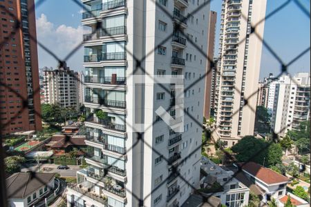 Apartamento à venda com 220m², 4 quartos e 3 vagas Apartamento à venda com 220m², 4 quartos e 3 vagasVista da suíte 1