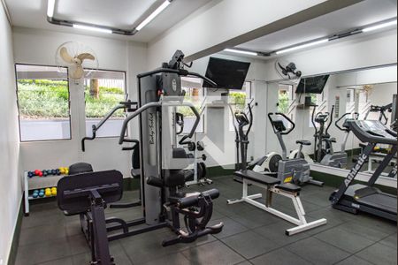 Apartamento à venda com 220m², 4 quartos e 3 vagas Apartamento à venda com 220m², 4 quartos e 3 vagasAcademia