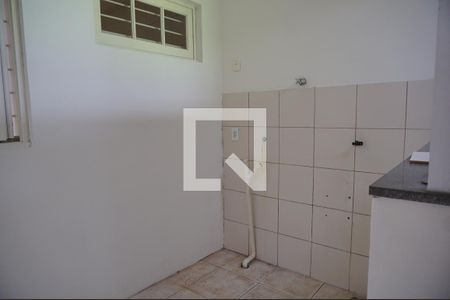 Casa à venda com 140m², 2 quartos e 1 vagaÁrea de Serviço