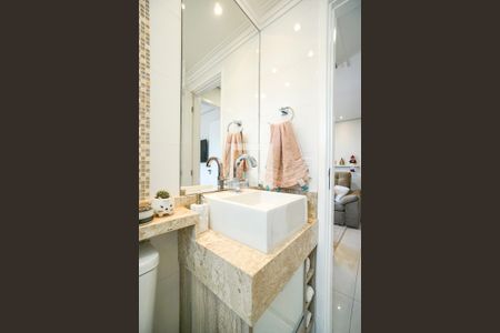 Apartamento à venda com 50m², 2 quartos e 3 vagas Apartamento à venda com 50m², 2 quartos e 3 vagasBanheiro