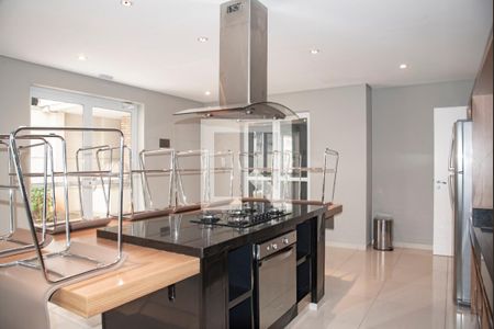 Apartamento à venda com 130m², 2 quartos e 2 vagas Apartamento à venda com 130m², 2 quartos e 2 vagasÁrea comum - Salão de festas