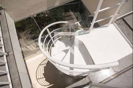 Apartamento à venda com 130m², 2 quartos e 2 vagasAcesso ao 1° Piso