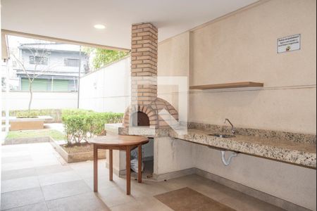 Apartamento à venda com 130m², 2 quartos e 2 vagas Apartamento à venda com 130m², 2 quartos e 2 vagasÁrea comum - Churrasqueira