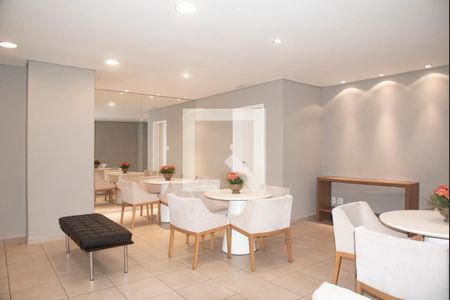 Apartamento à venda com 130m², 2 quartos e 2 vagas Apartamento à venda com 130m², 2 quartos e 2 vagasÁrea comum - Salão de festas