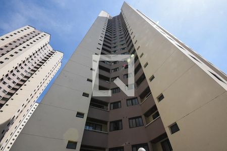 Apartamento à venda com 132m², 2 quartos e 1 vaga Apartamento à venda com 132m², 2 quartos e 1 vagaFachada