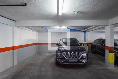 Apartamento à venda com 202m², 3 quartos e 3 vagas Apartamento à venda com 202m², 3 quartos e 3 vagasGaragem